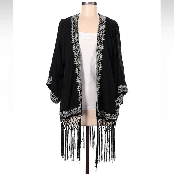 Anthropologie Chloe Oliver Black Boho Fringed Kimono Cardigan Bohemian Size M - Picture 4 of 6